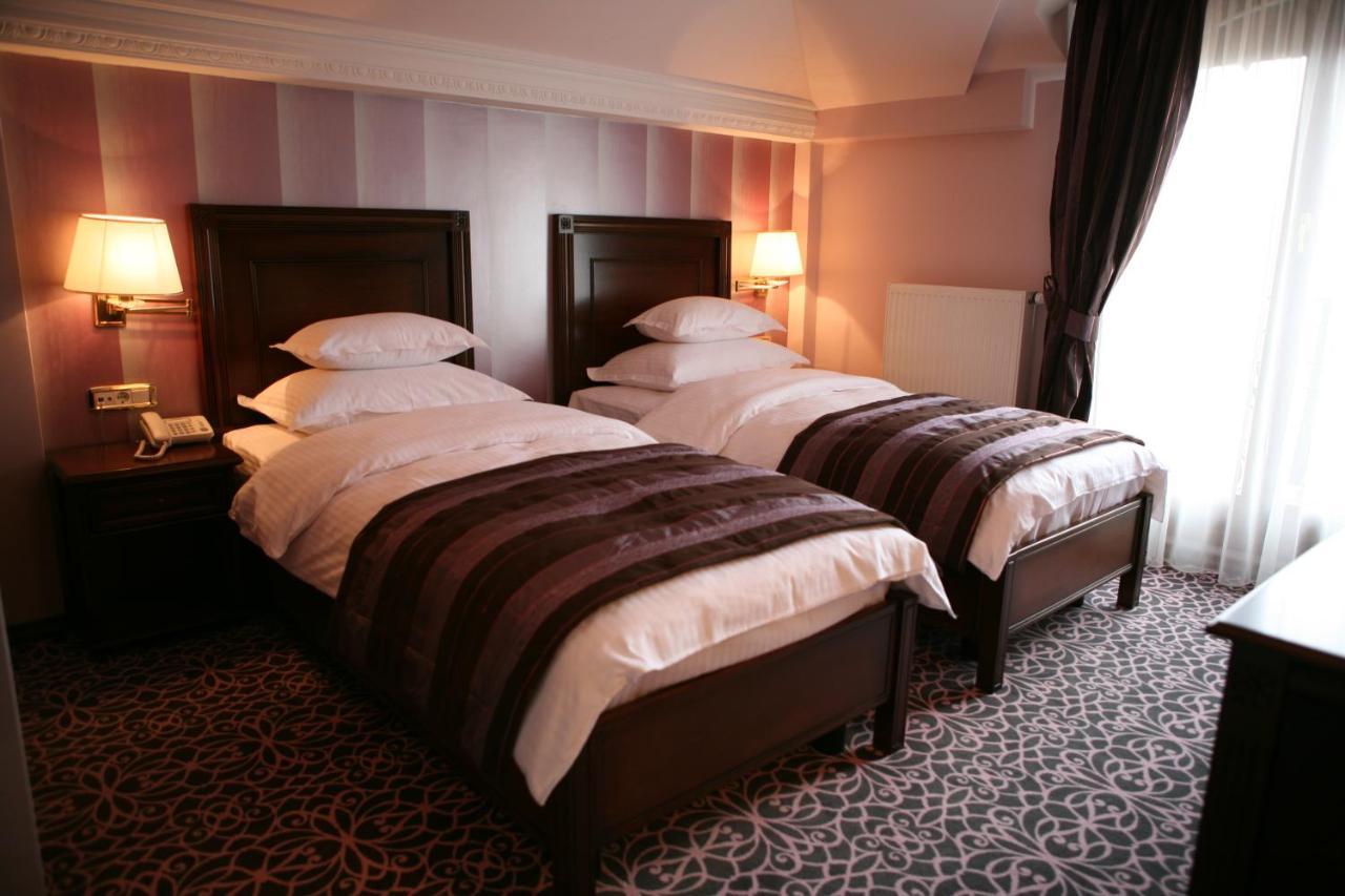 Hotel Villa Viktorija Banja Luka Kültér fotó