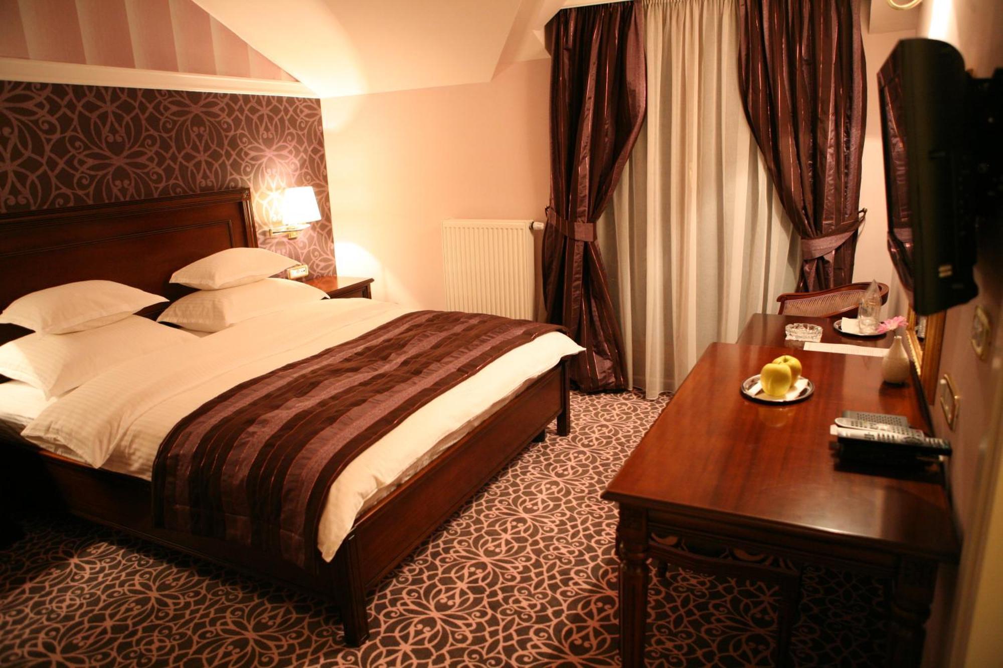 Hotel Villa Viktorija Banja Luka Kültér fotó