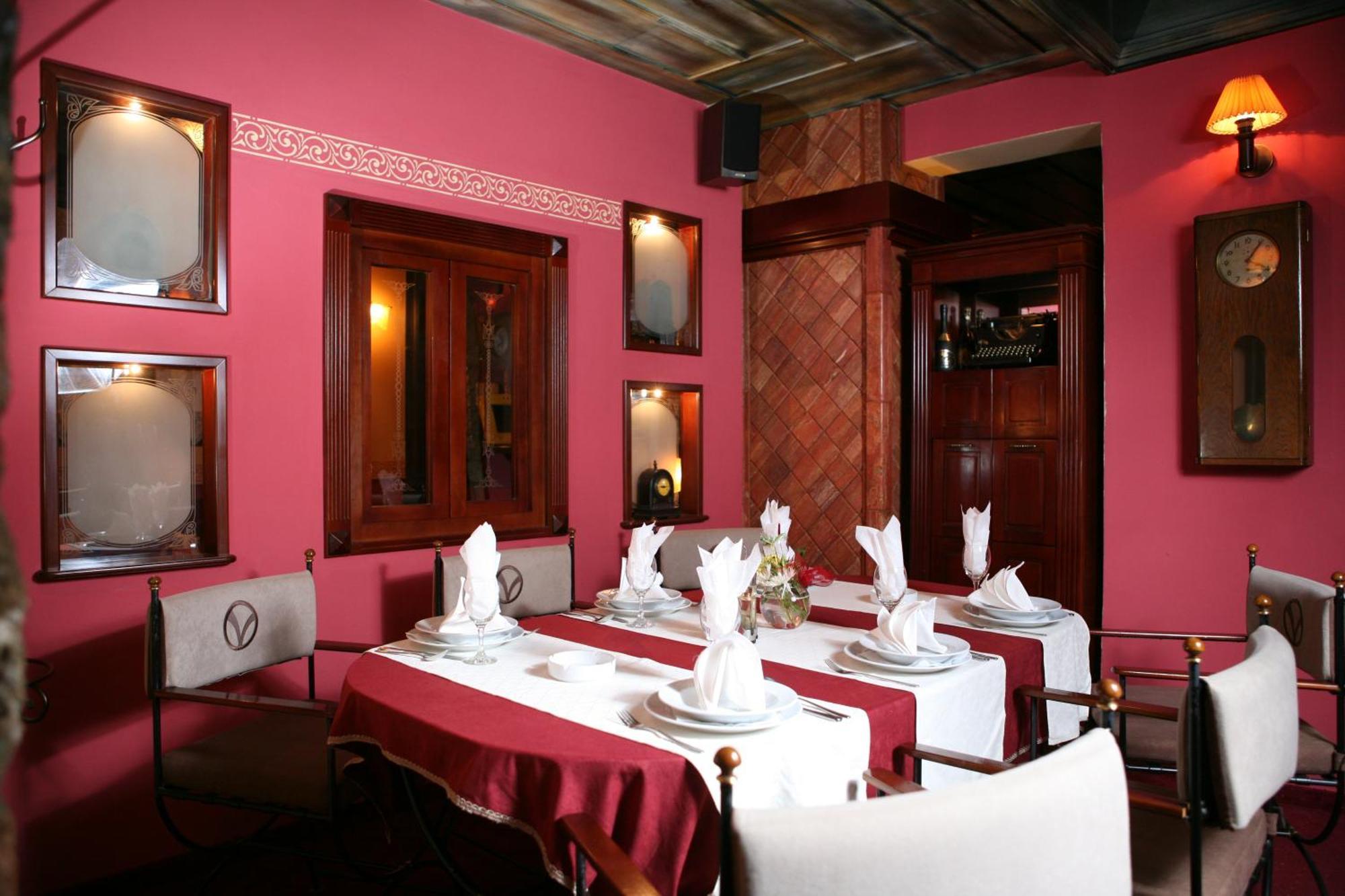 Hotel Villa Viktorija Banja Luka Kültér fotó