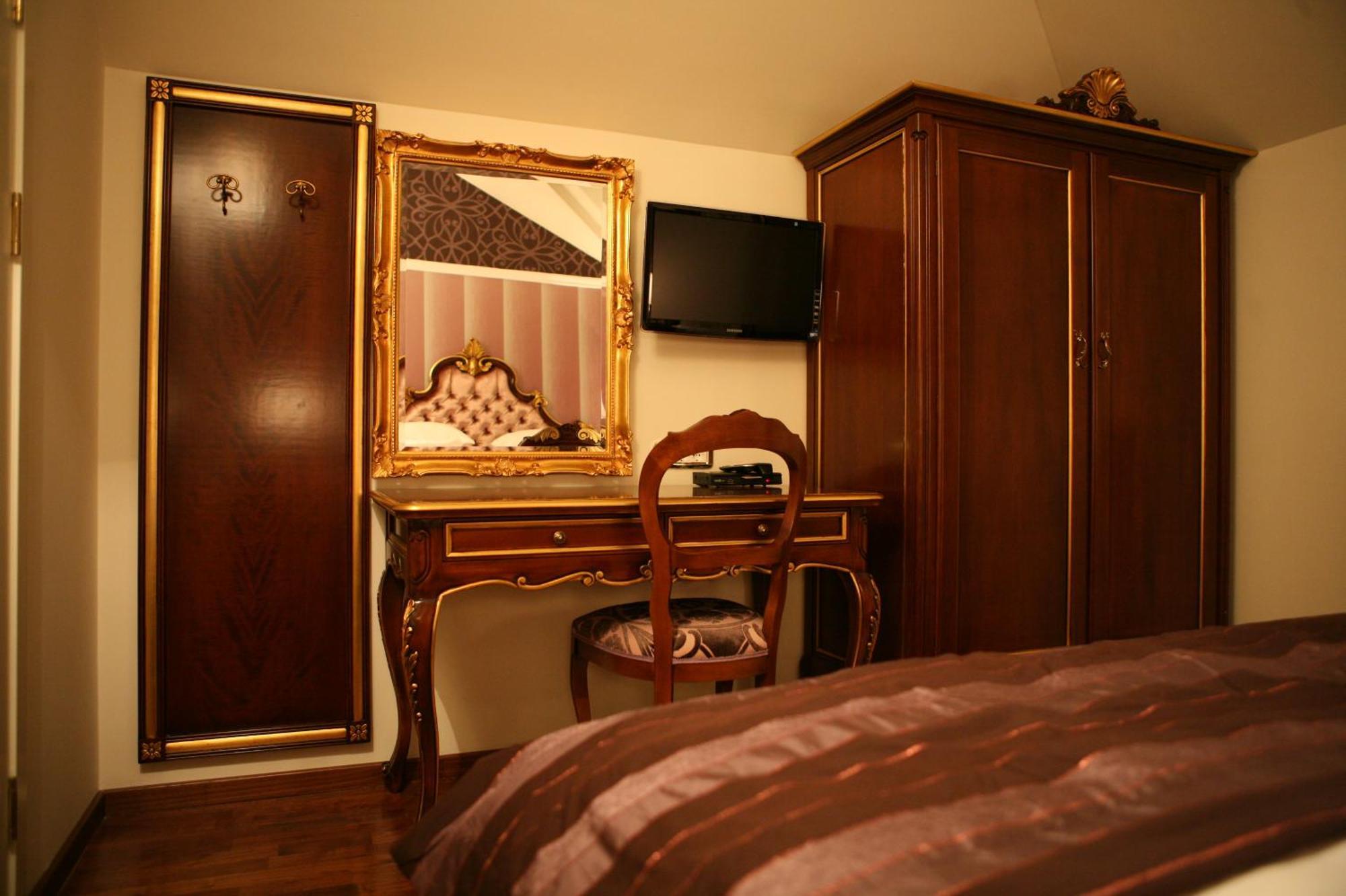 Hotel Villa Viktorija Banja Luka Kültér fotó